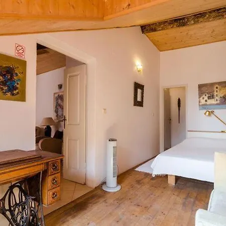 Apartman & Sweet - One Bedroom With Shared Terrace And View *