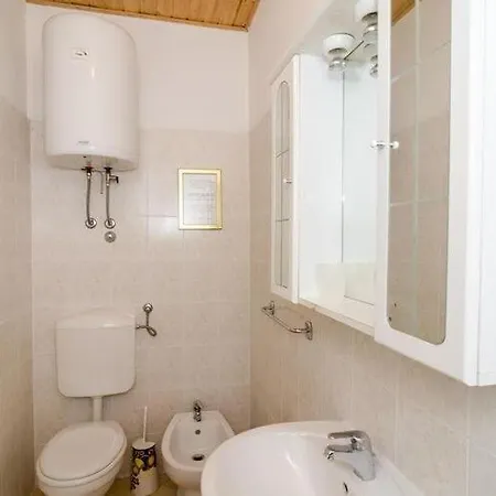 & Sweet - One Bedroom With Shared Terrace And View Apartament